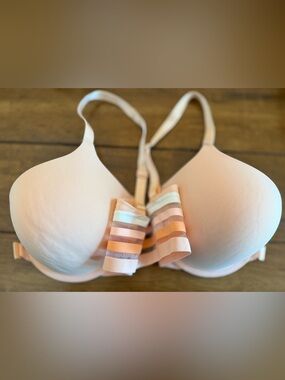 Victoria's Secret Front Close T-Shirt Bra W/Strappy Mesh Peach-36DD-Like New